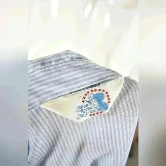 1980s MISS RODEO AMERICA Blue Striped Ruffled Bib Front  Western Shirt L USA - Picture 6 of 8